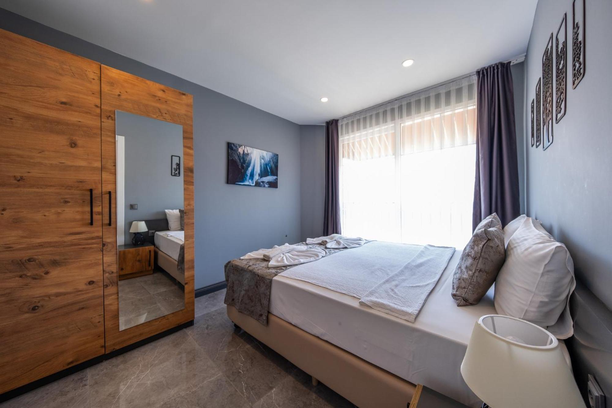 Mrt Lara Aparthotel Antalya