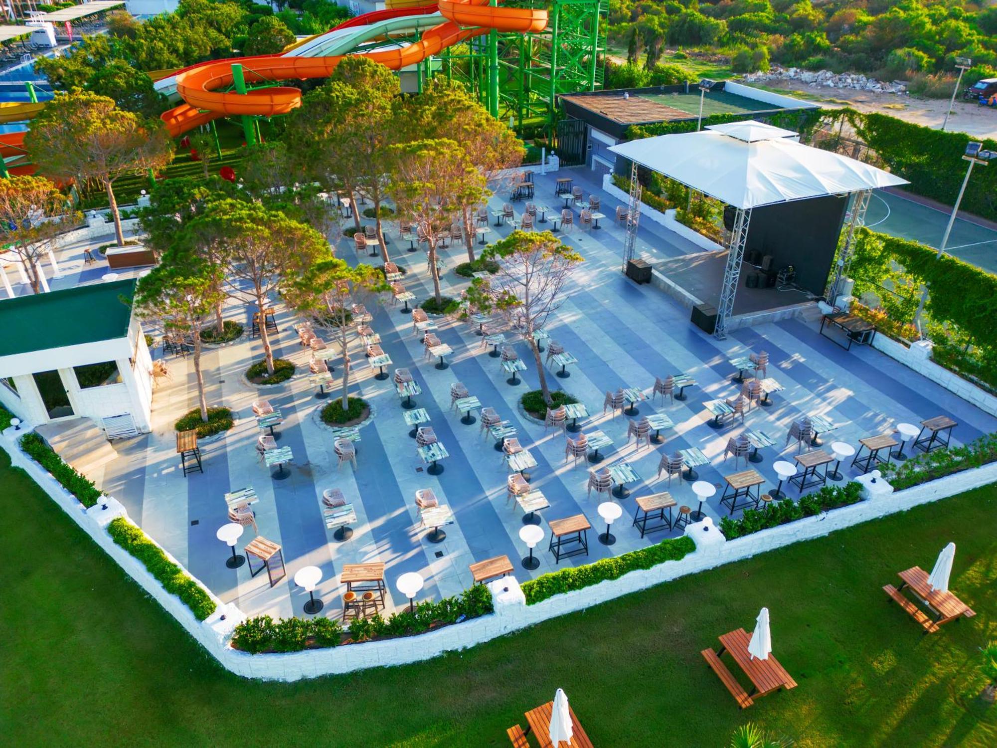 Crystal Centro - Ultimate Resort