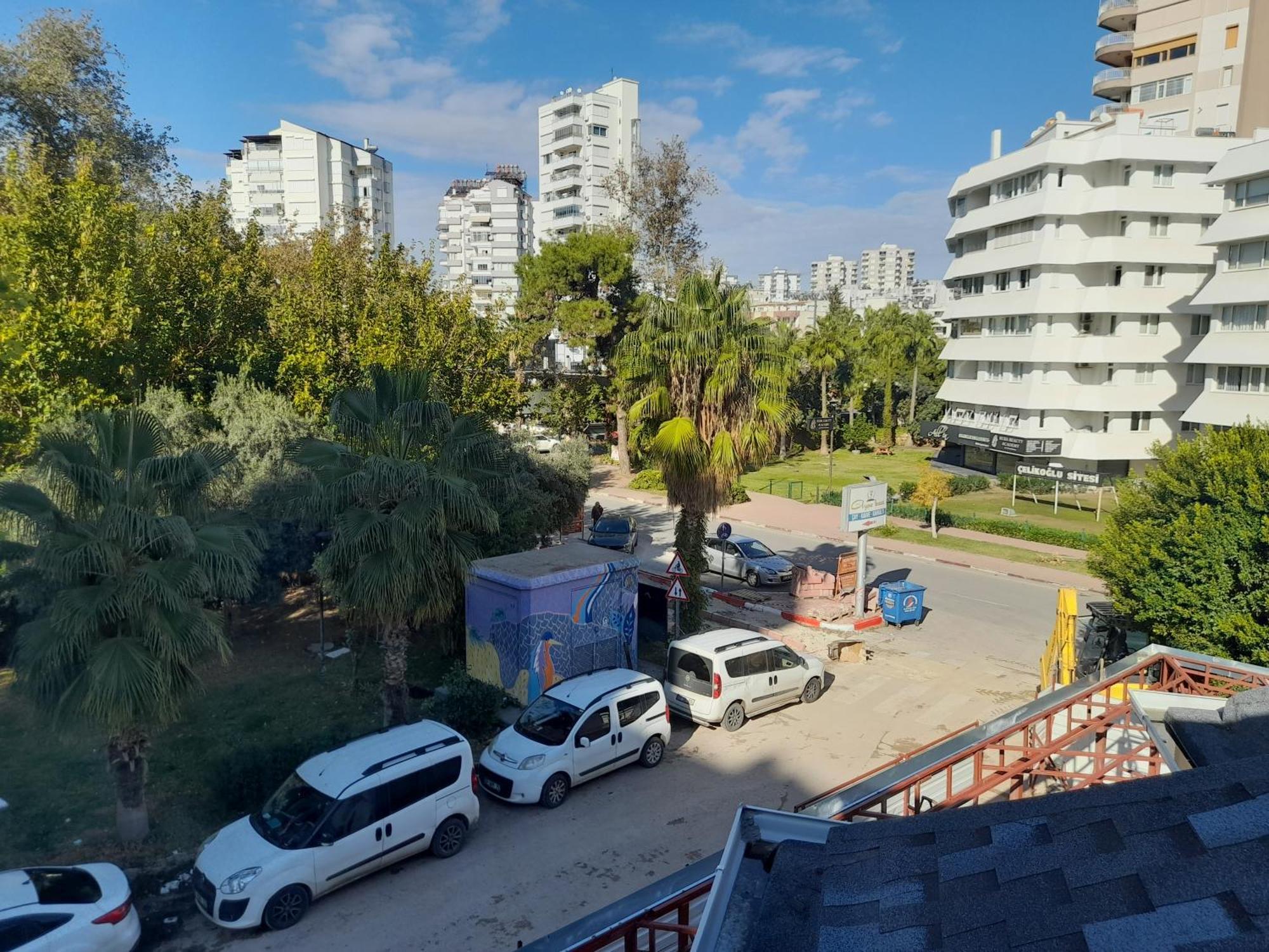 Close To The Sea In The Of Apartment *