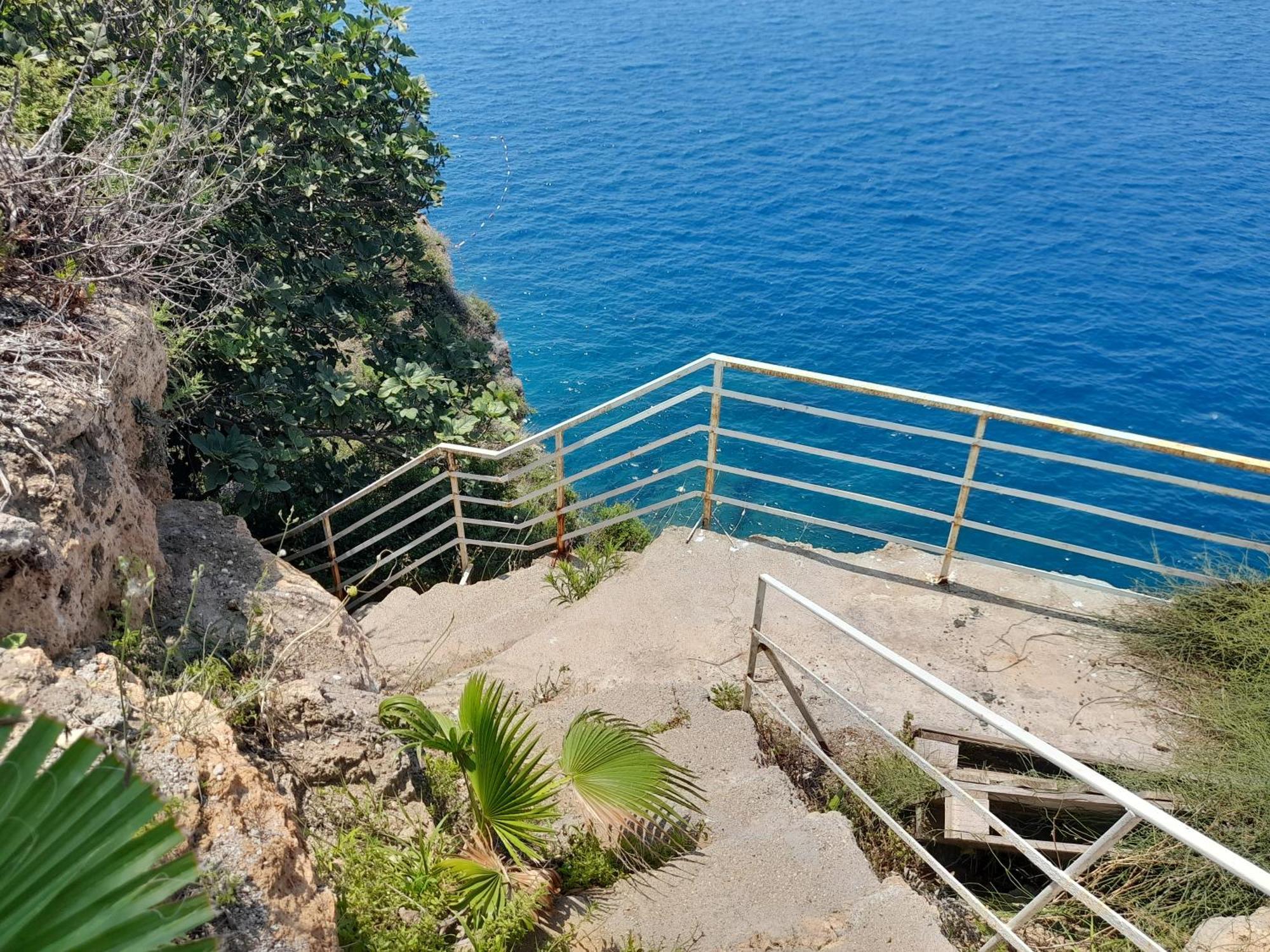 Close To The Sea In The Of Apartment