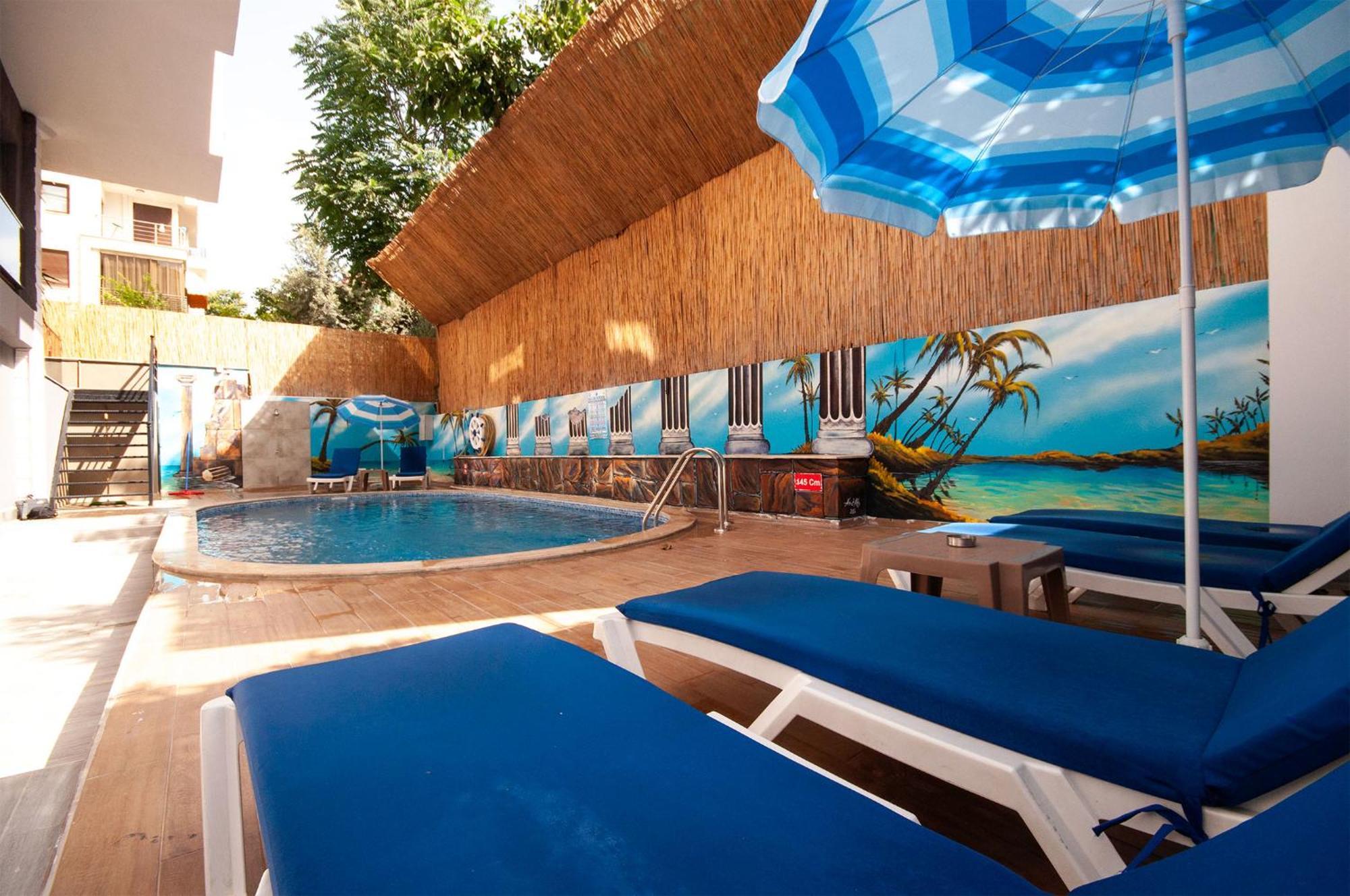 Microyal Hotel