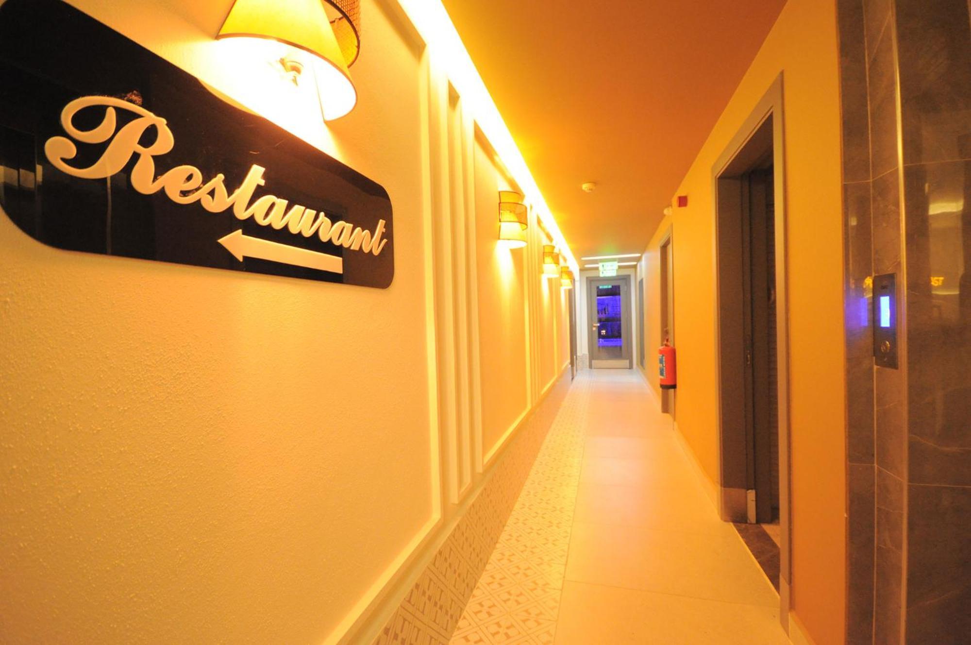 Hotel Microyal 2*
