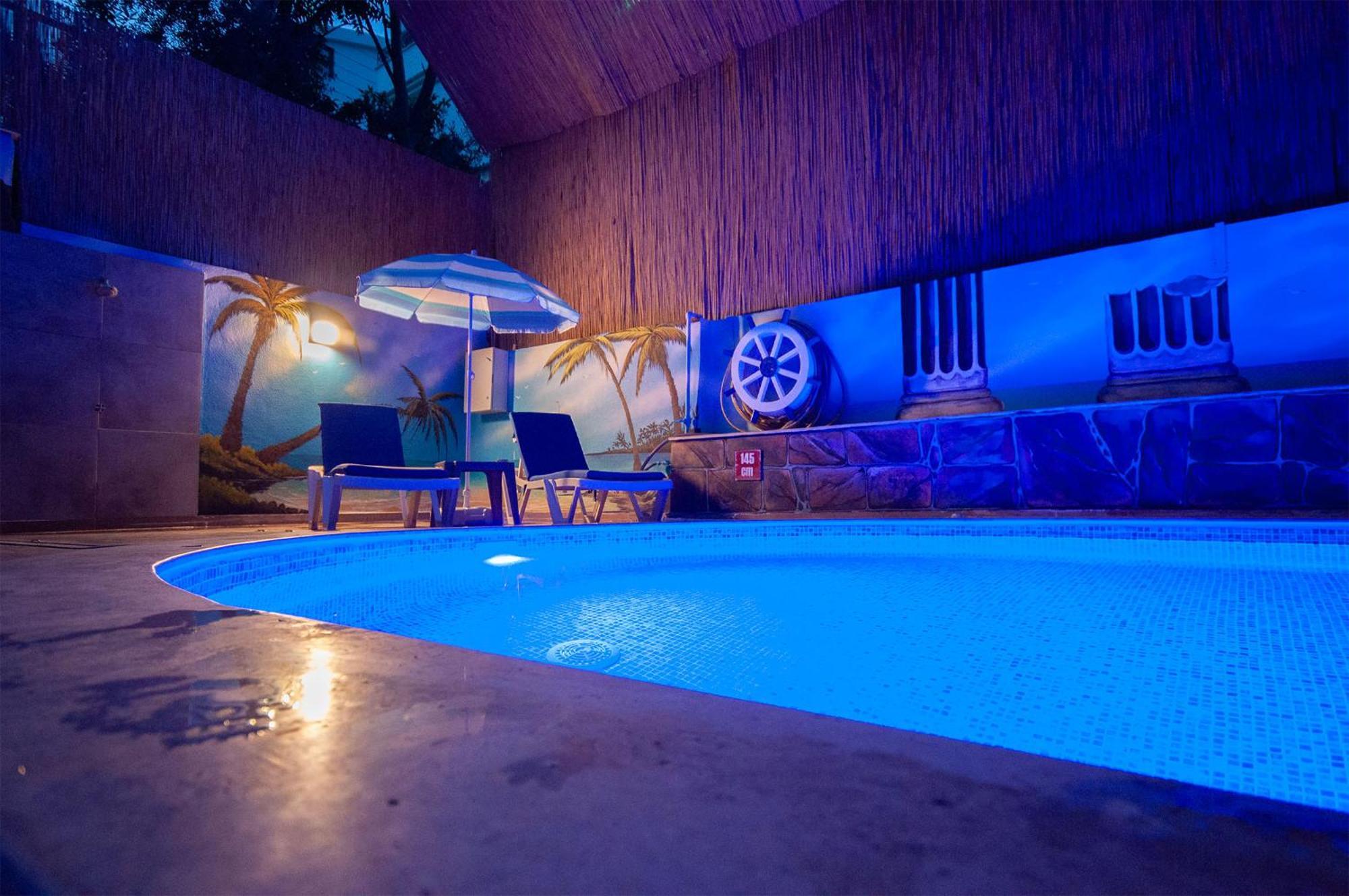Microyal Hotel
