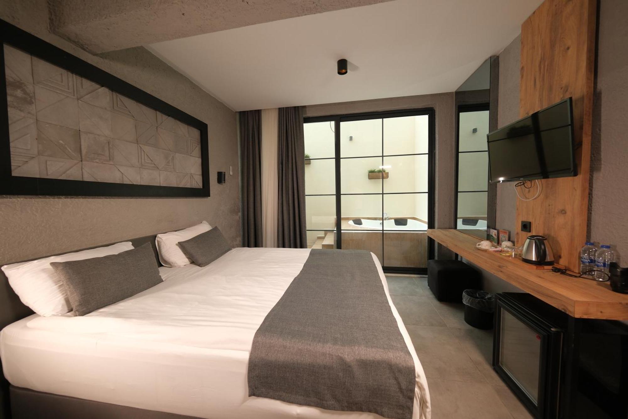Mielo Lara Hotel 4*