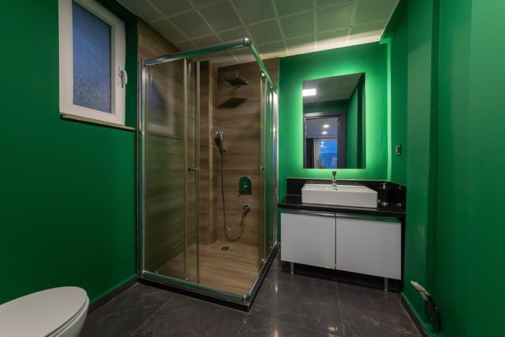Denize 200m Sehir Merkezi Bahce Apartment Antalya