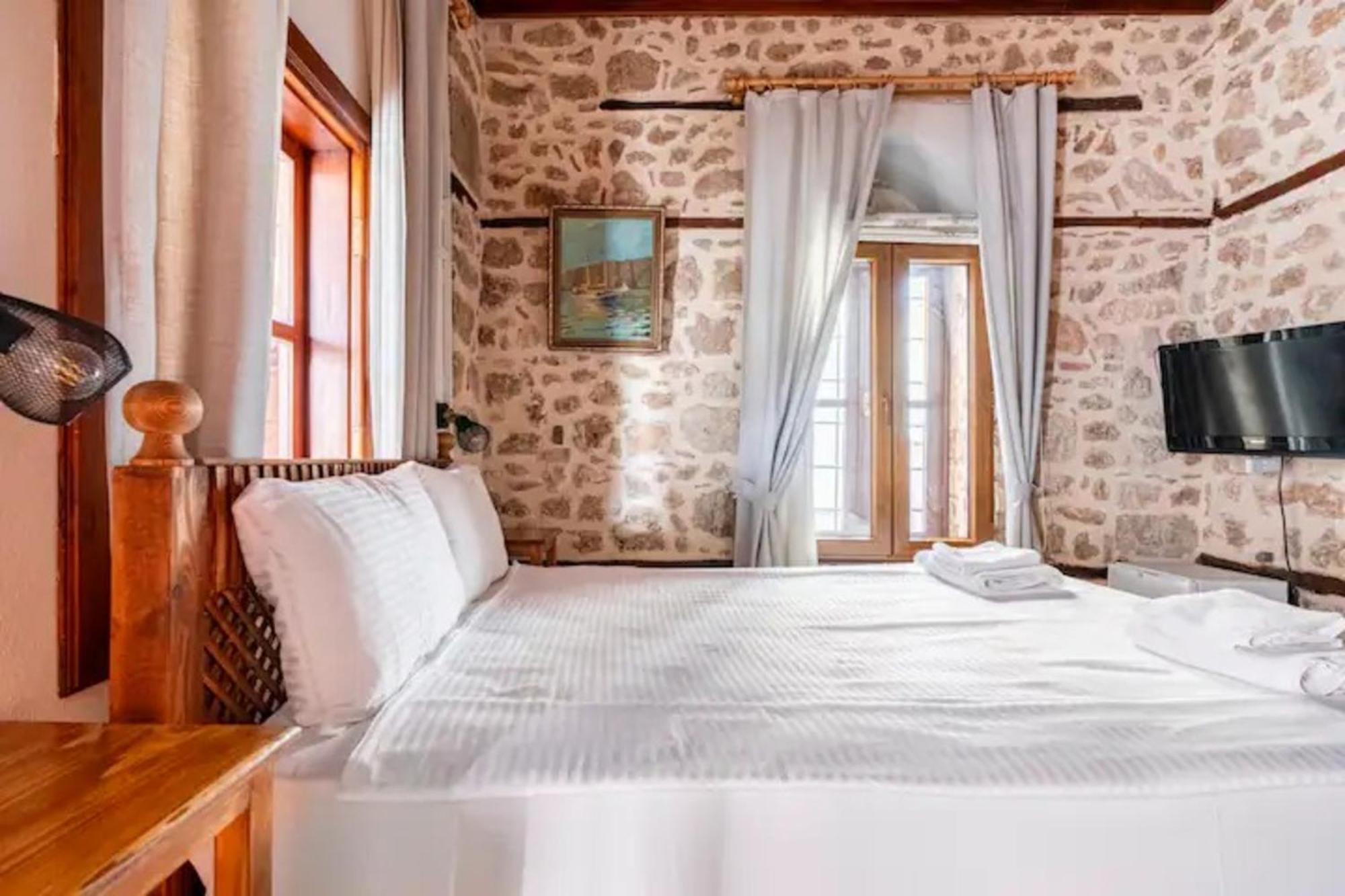 Atelya Art Otel