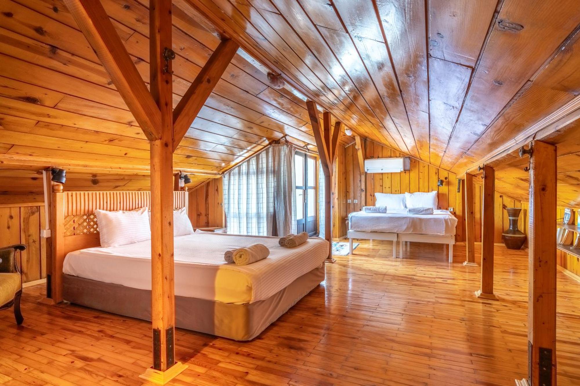 Atelya Art Otel 3*