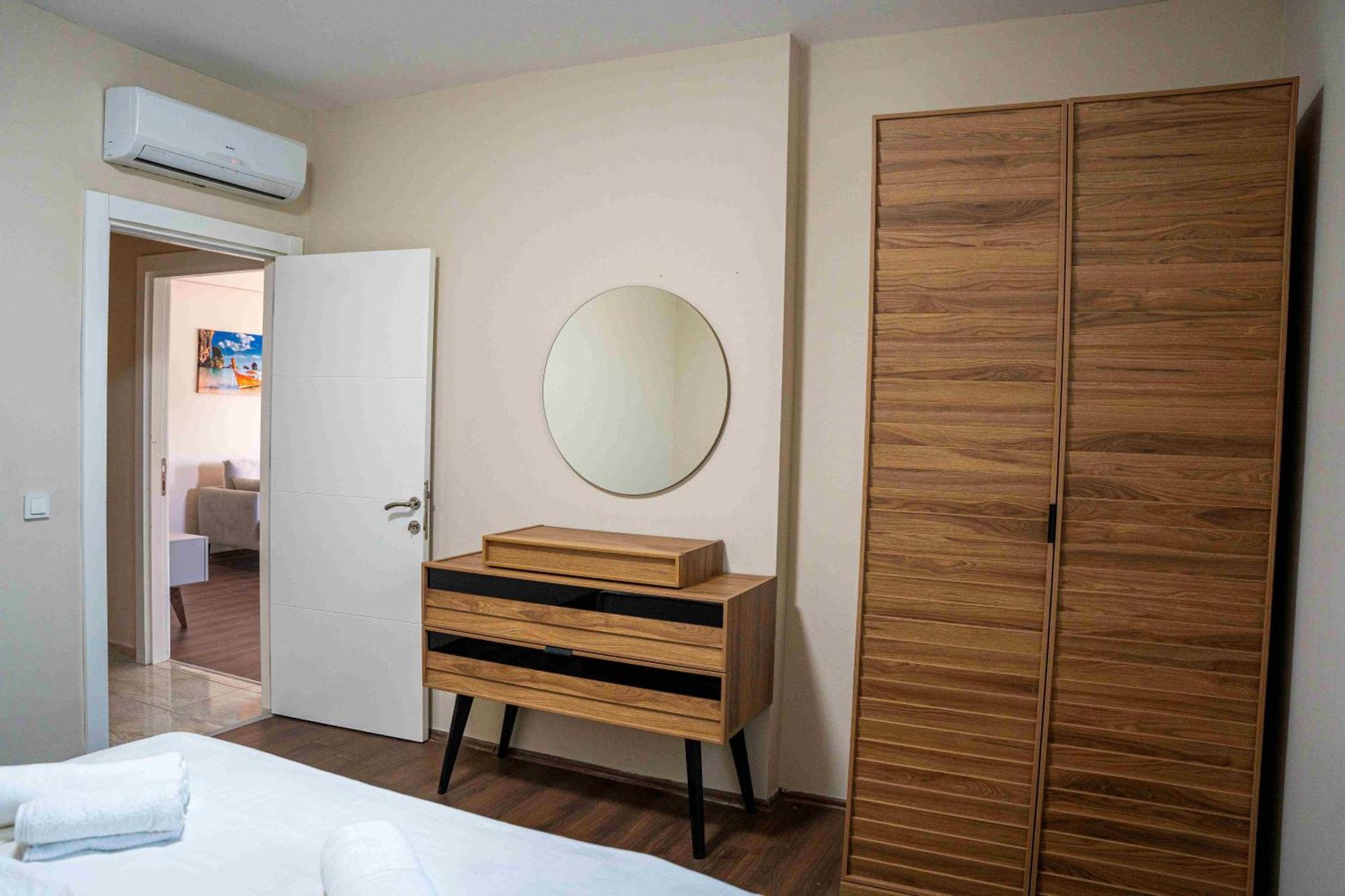Lara Breeze Homes Apartment