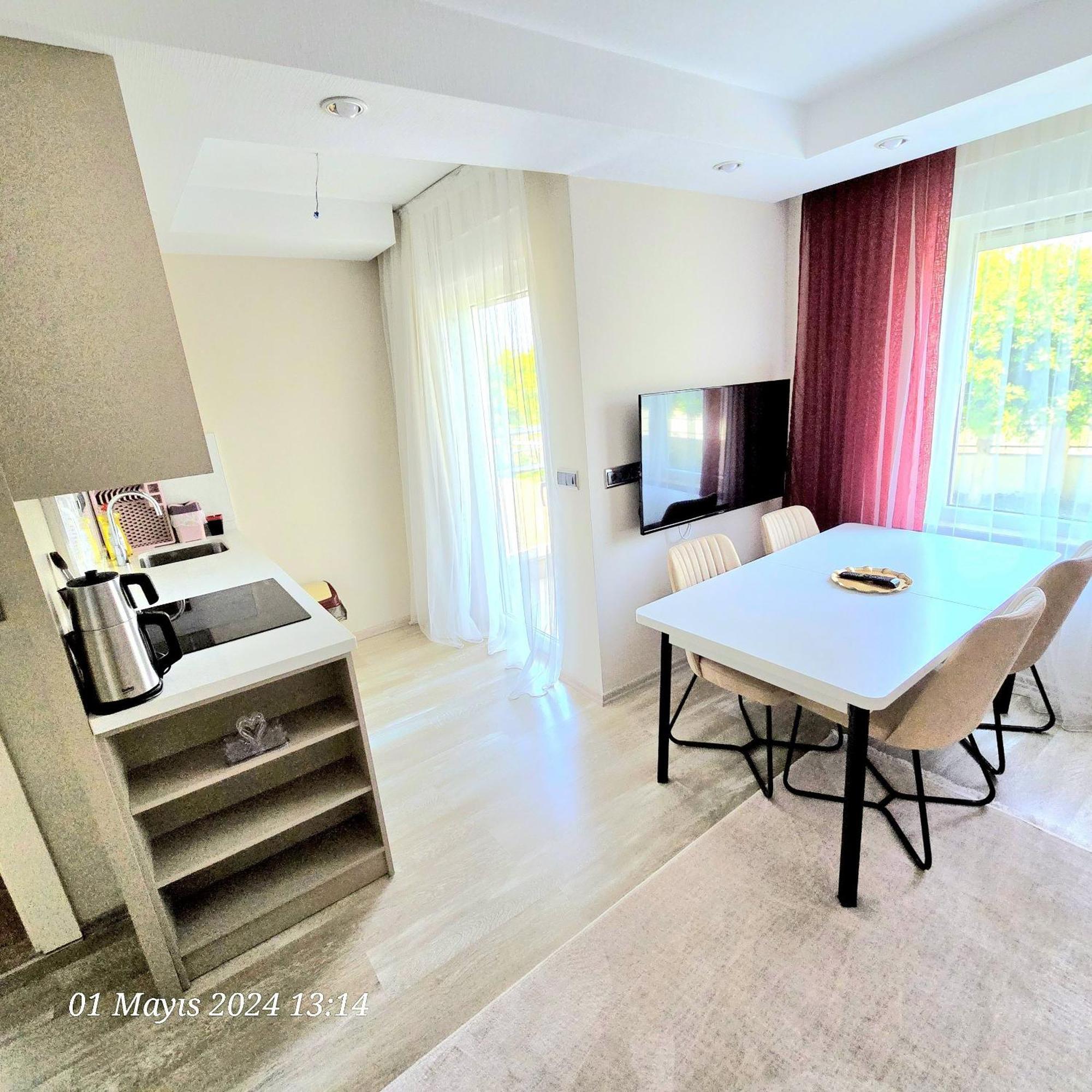 Apart Otel River Park Lara *