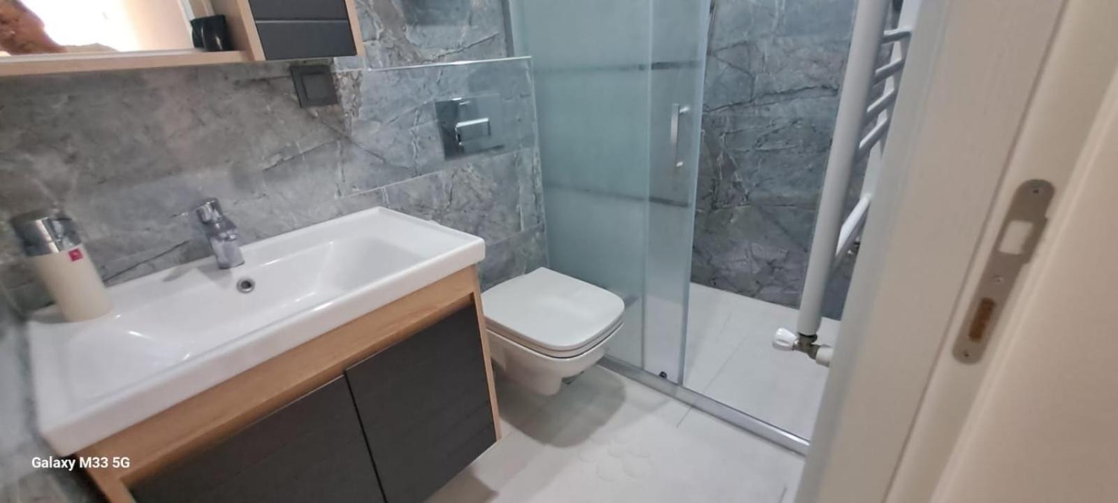 Apartment Eligible Furnished Flat In Konyaalti Antalya