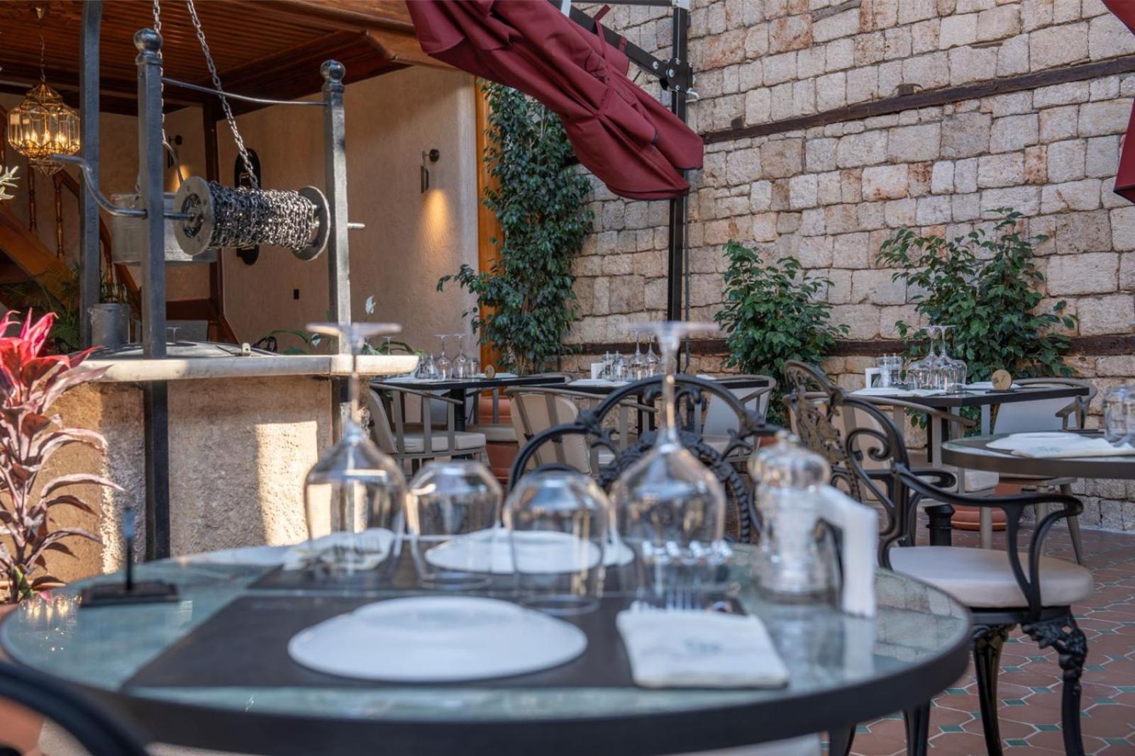 Hotel Belmondo Old Town *