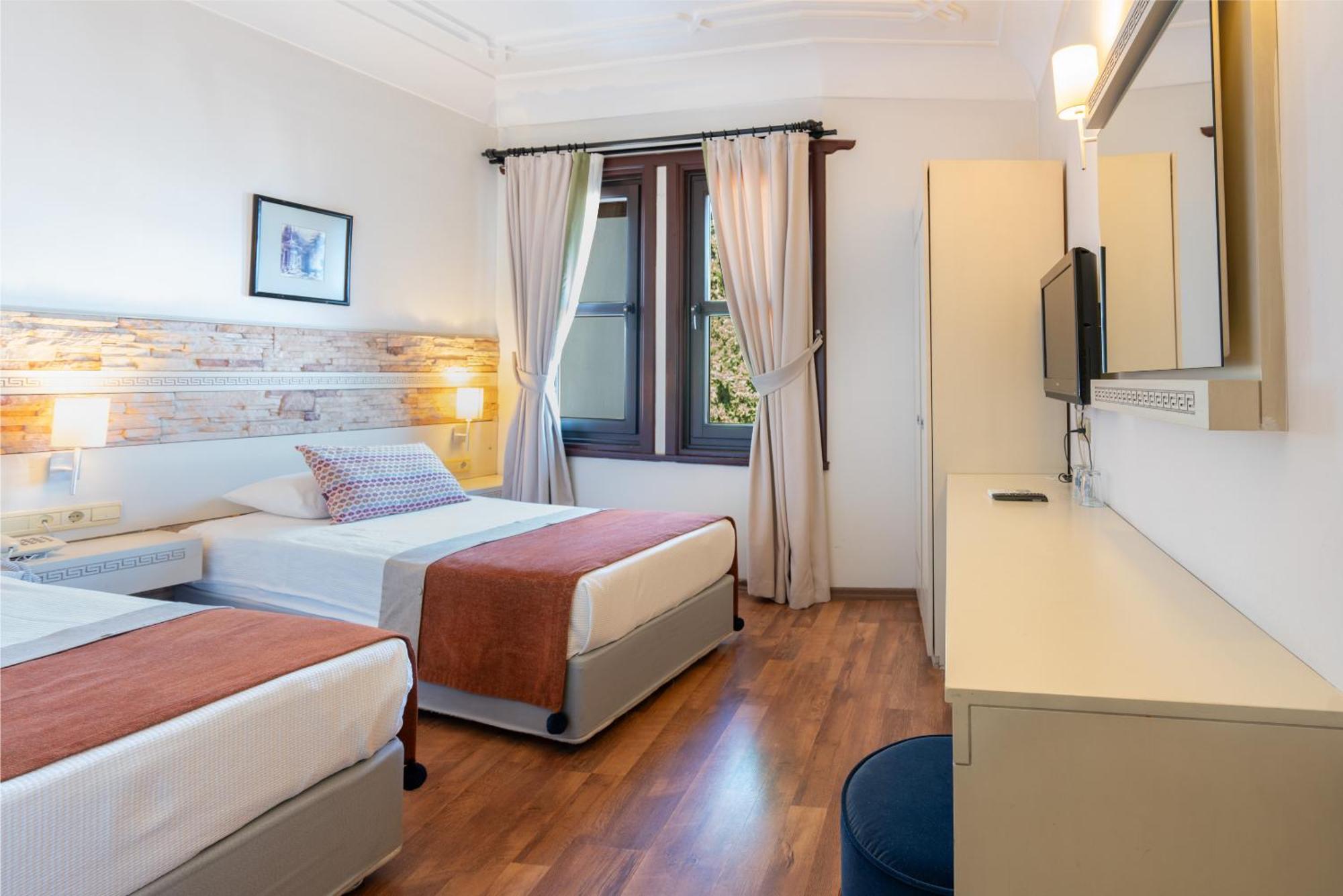 Aspen Hotel