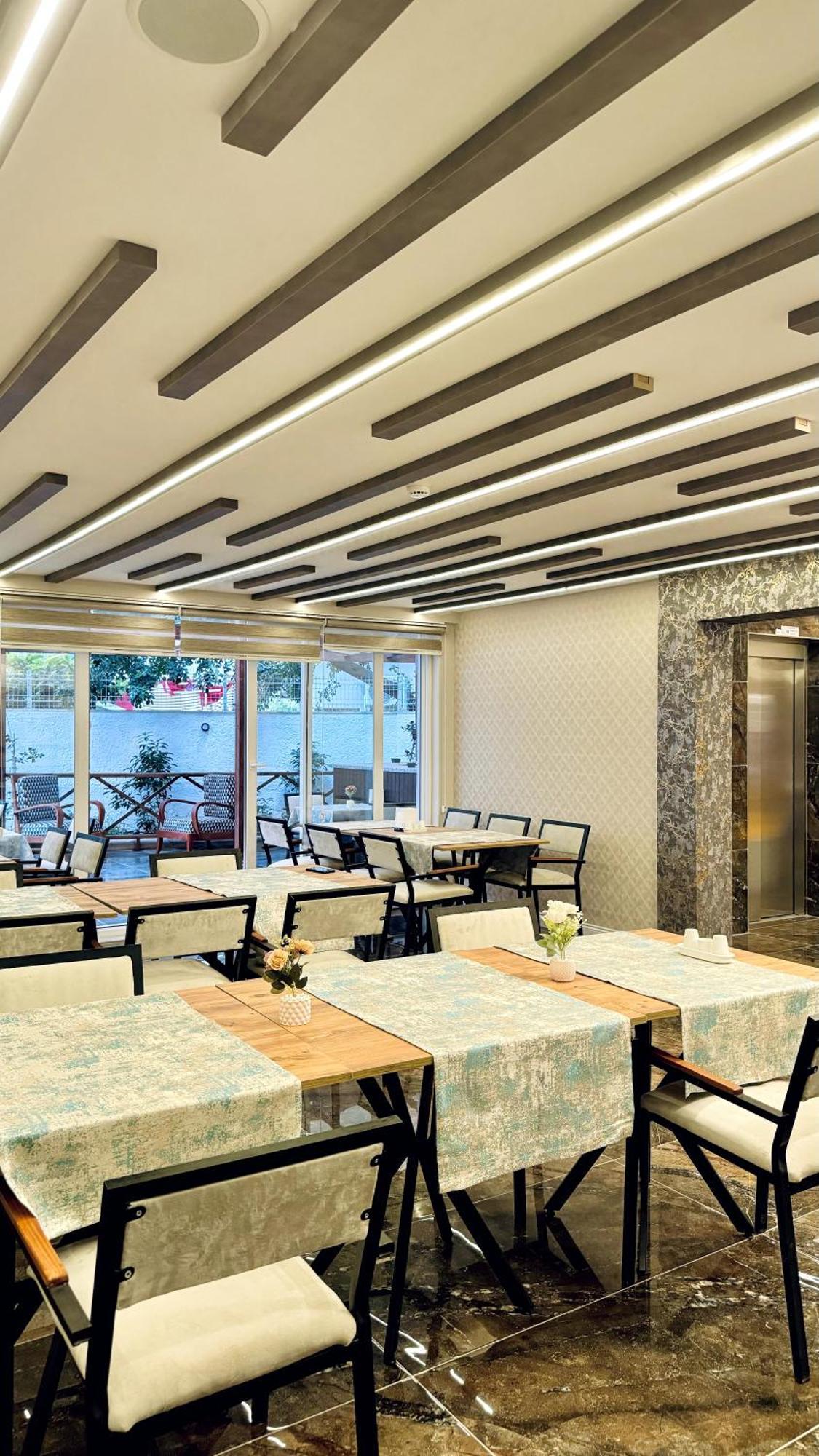 Toprak Otel *