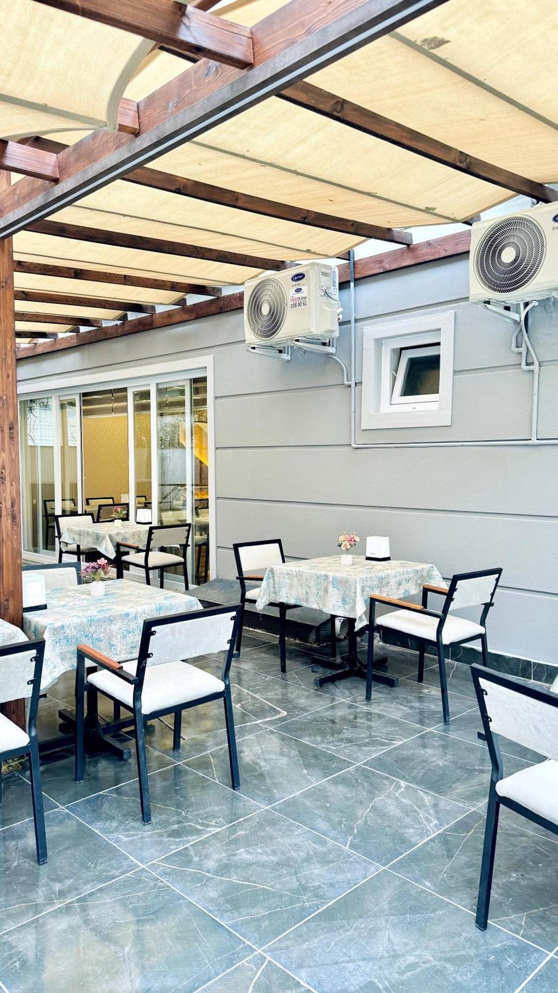 Otel Toprak *