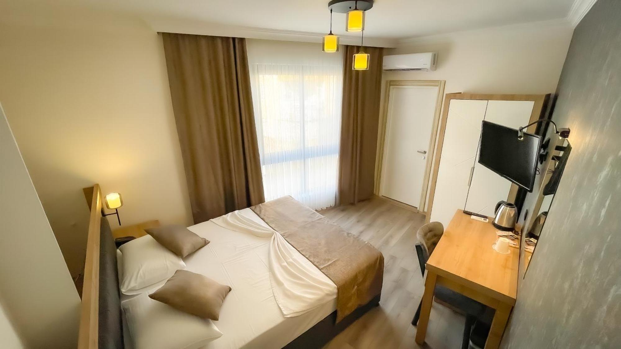 Hotel Bloomtalya