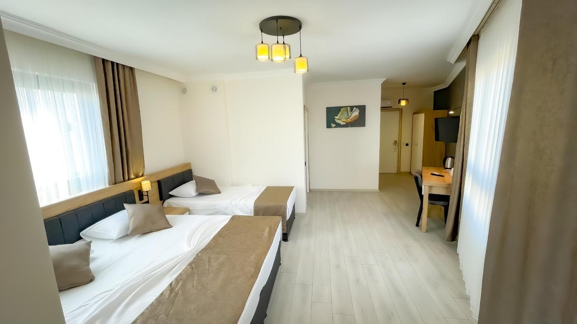 Bloomtalya Hotel *