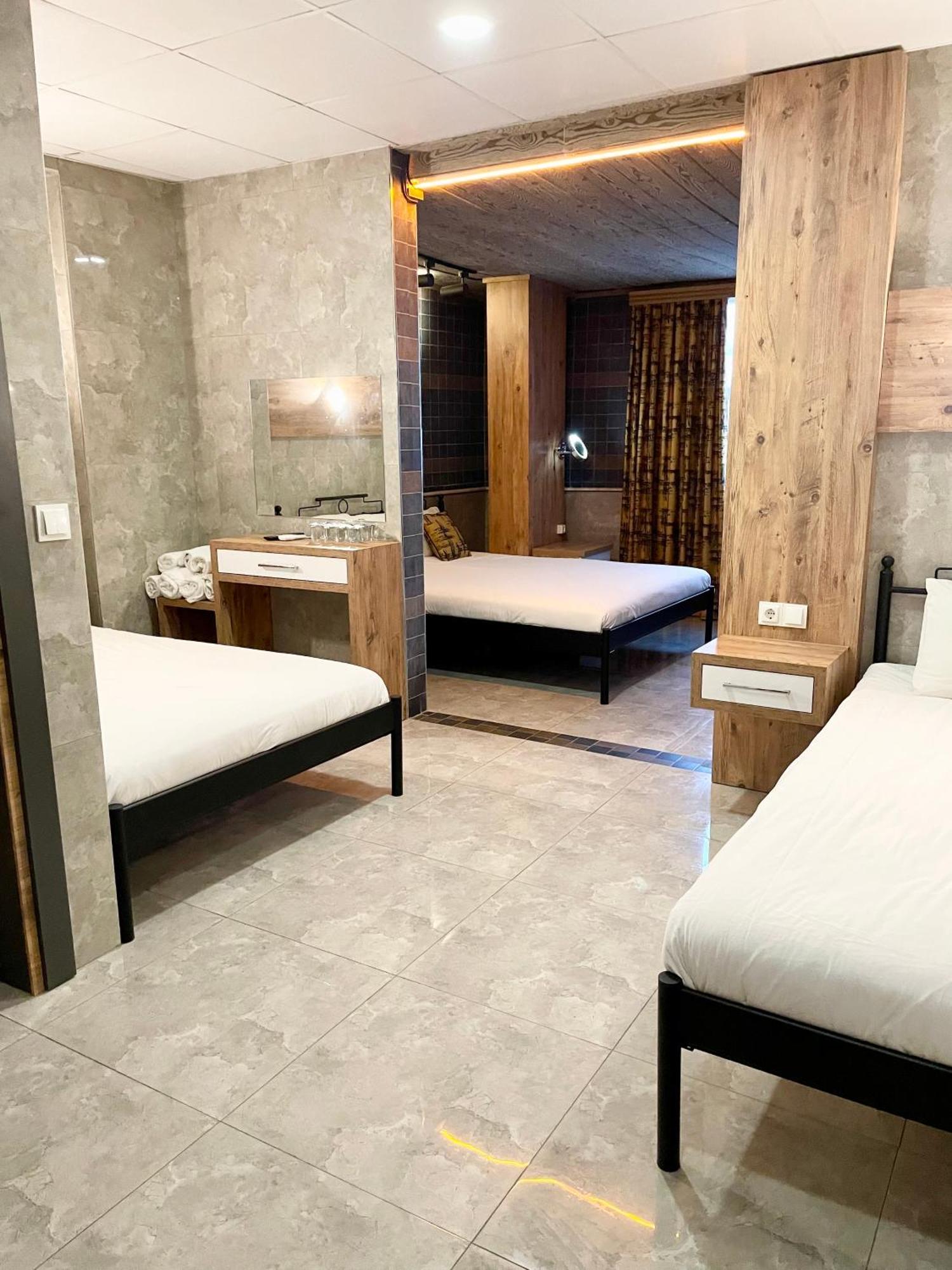 Hotel M-oda *