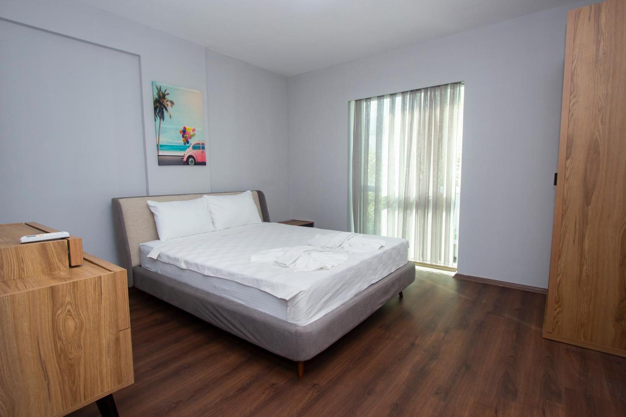 Apartment Lara Breeze Homes