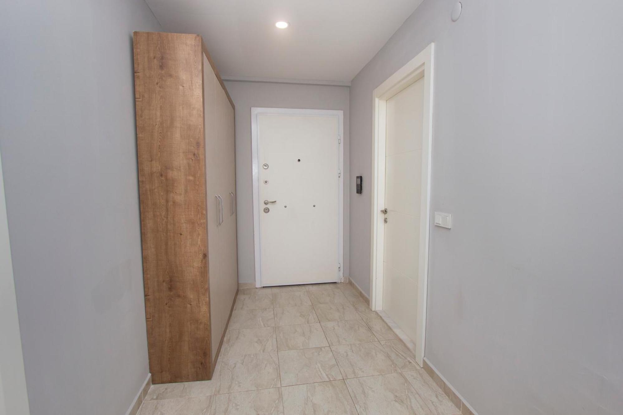 Lara Breeze Homes