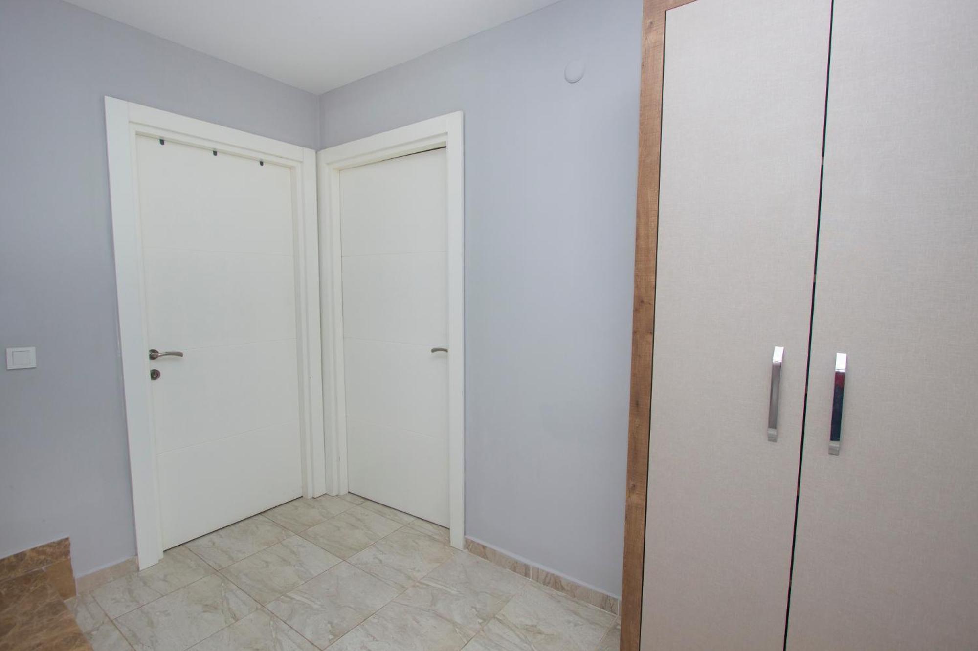 Apartment Lara Breeze Homes