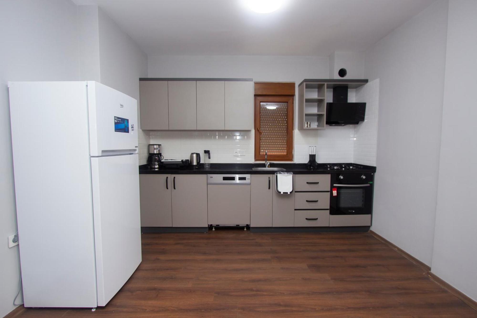 Lara Breeze Homes