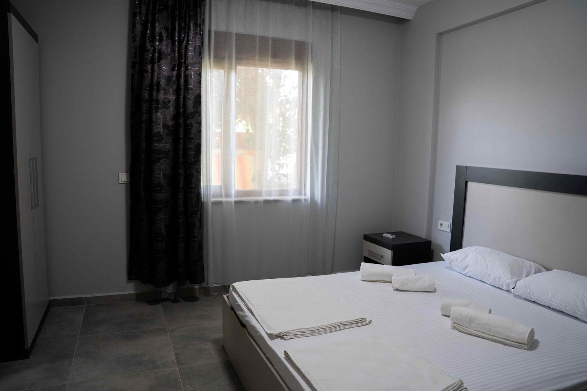 Apartment Lara Breeze Homes *