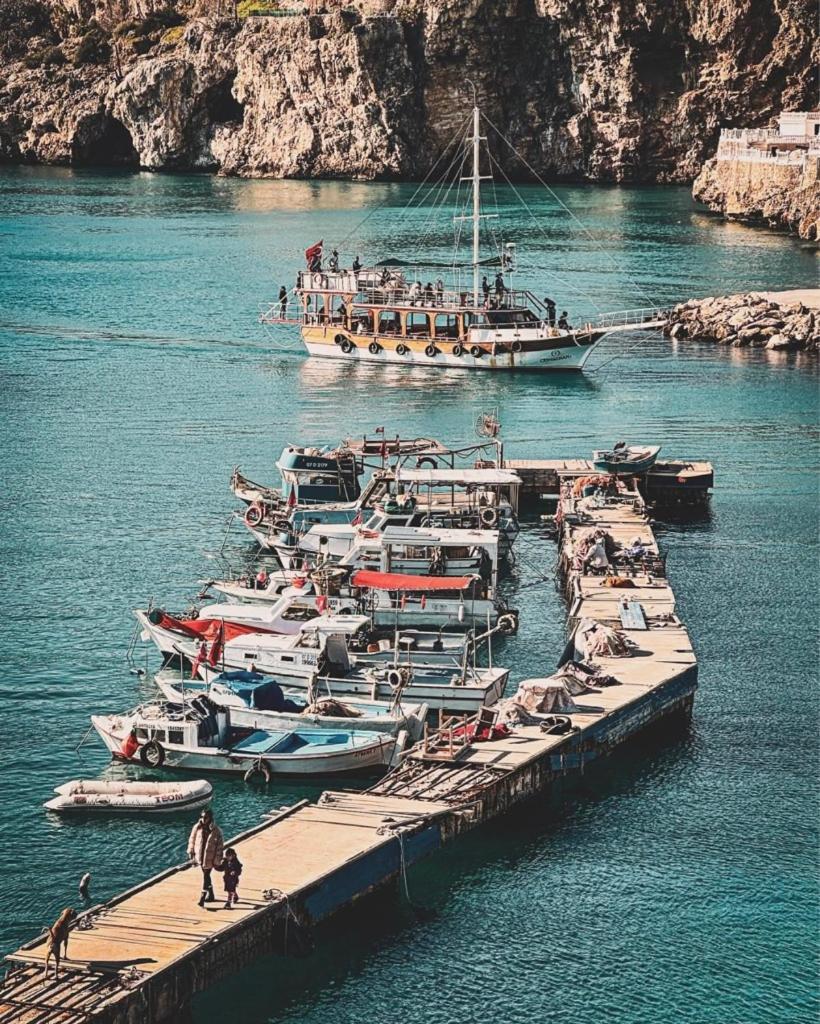 Merkez Kaleici Muhtesem Balkonlu * Antalya