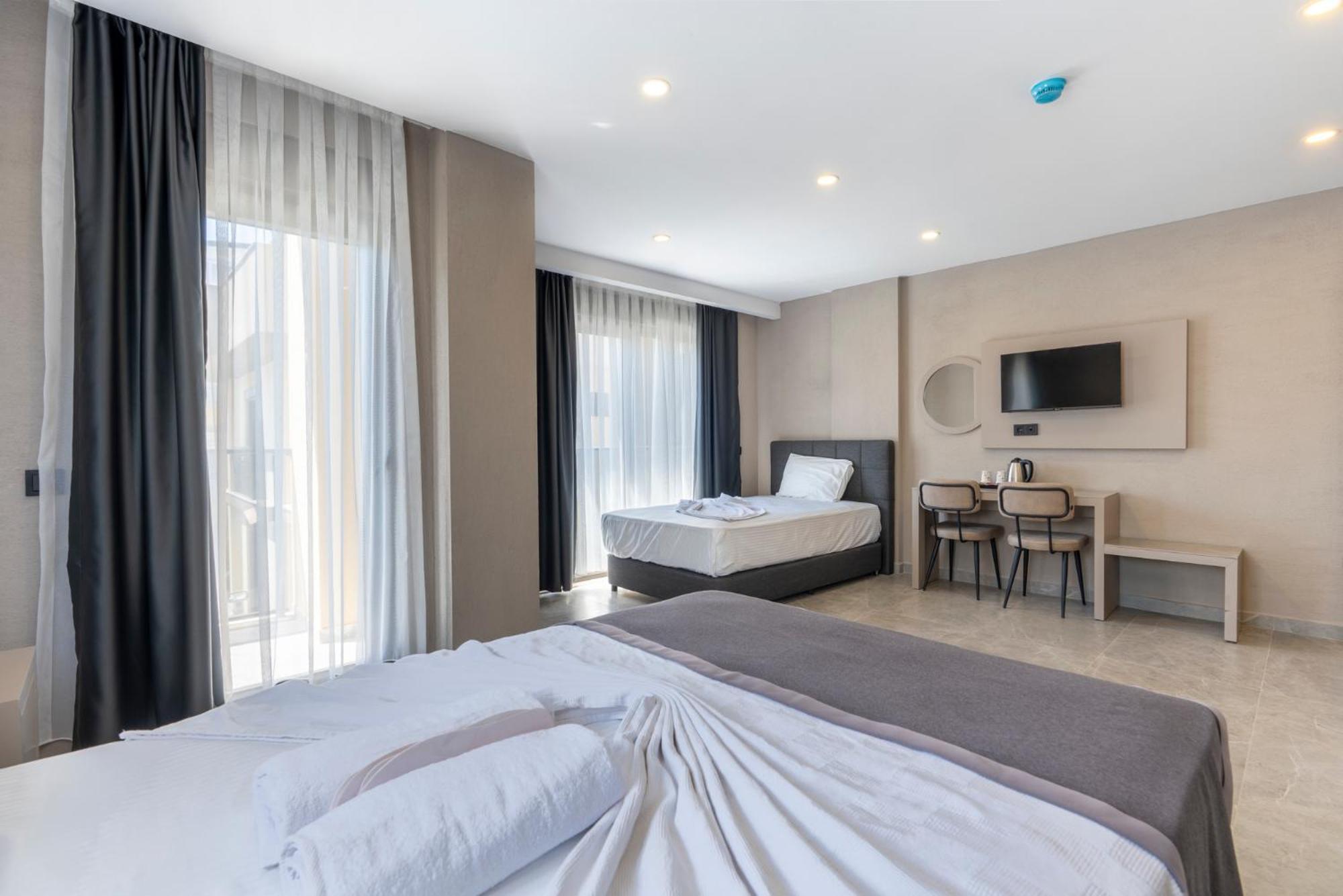 Apart Otel Lara Homes 2*