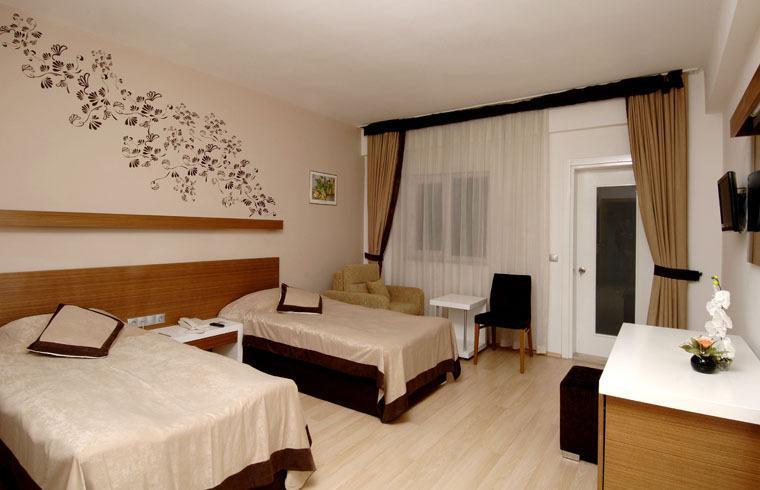 Han Hotel 3*