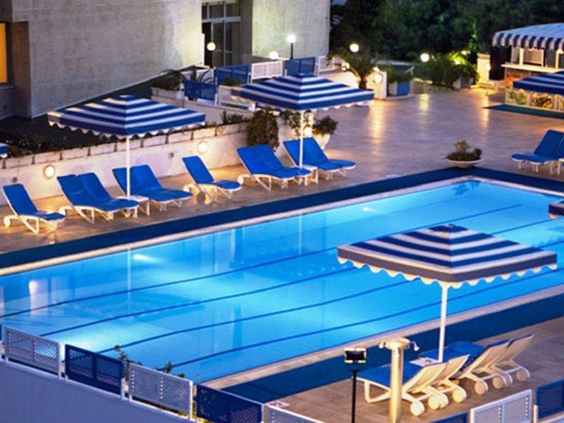 Hotel Western Khan