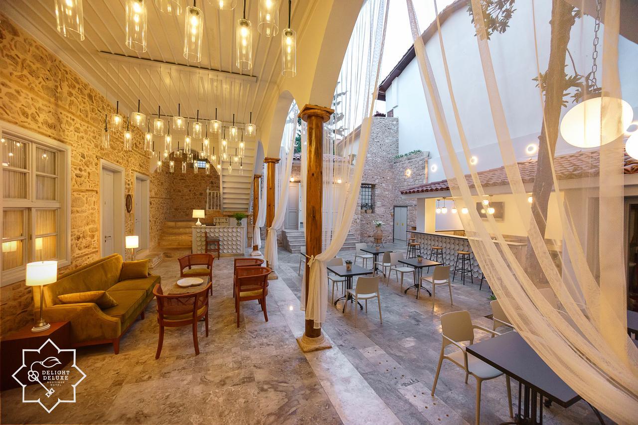 Hotel Delight Deluxe 4*