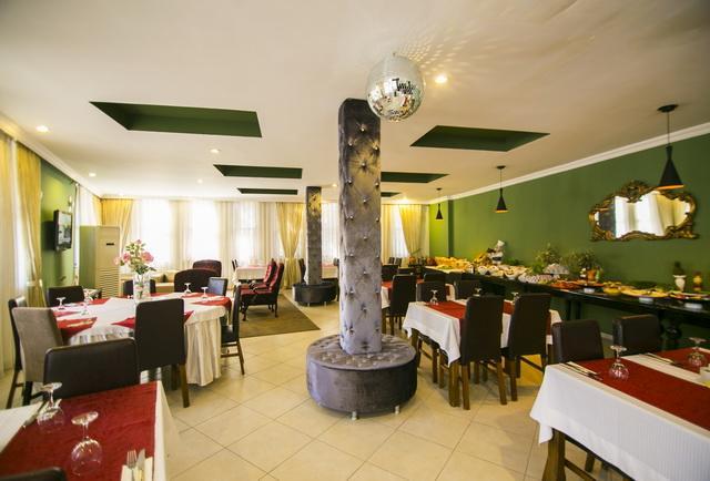 Cevik Palace 2*
