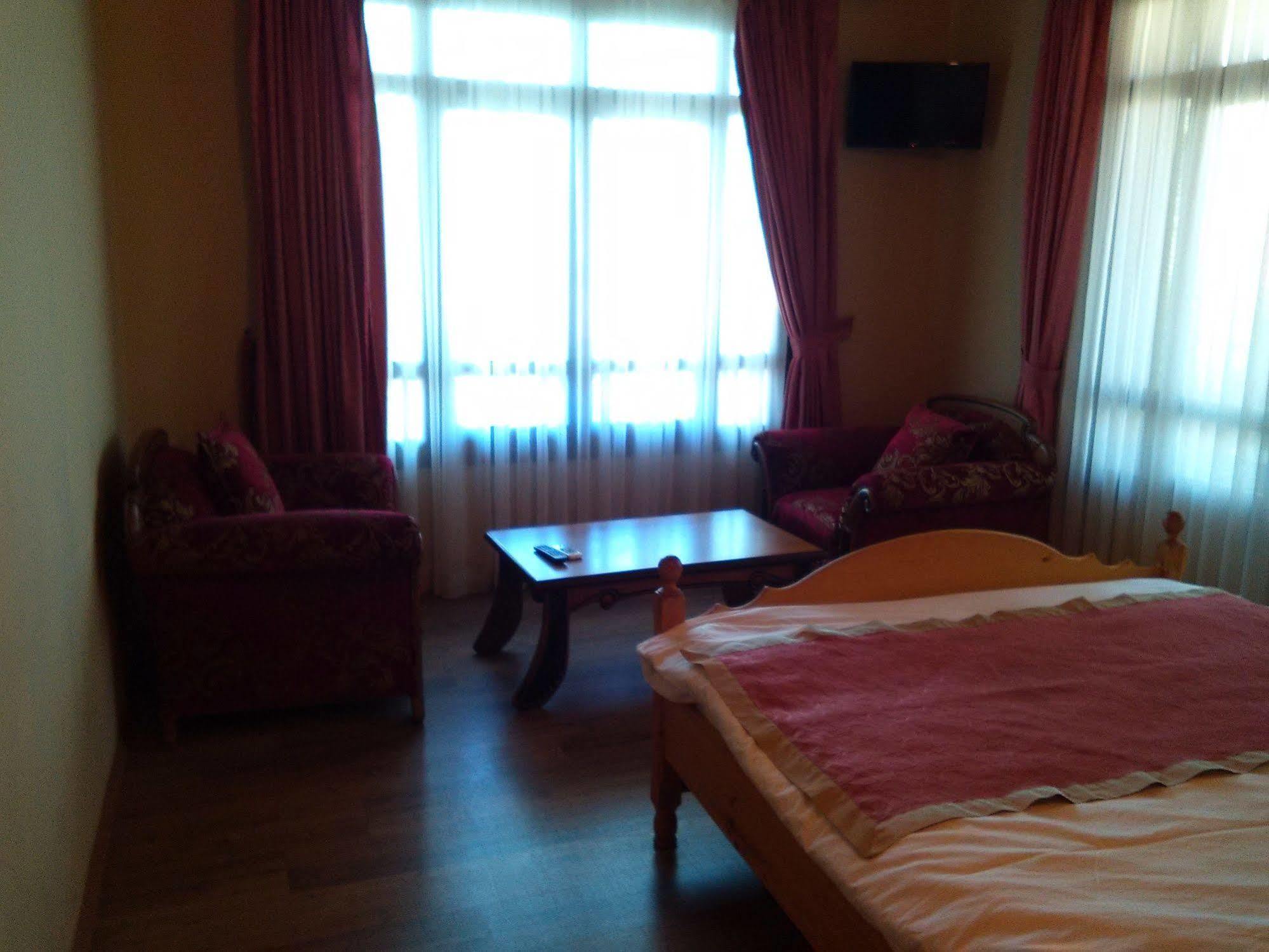 Otel Antalya Inn Hotel Antalya