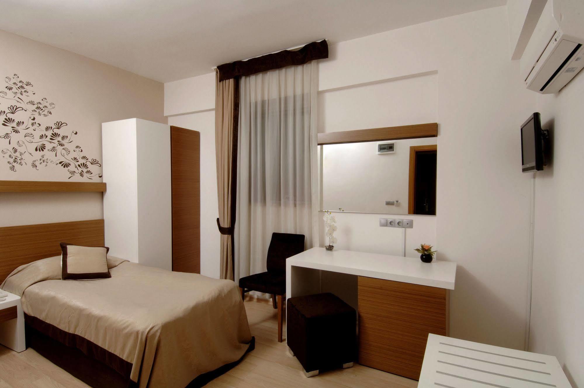 Han Hotel Hotel