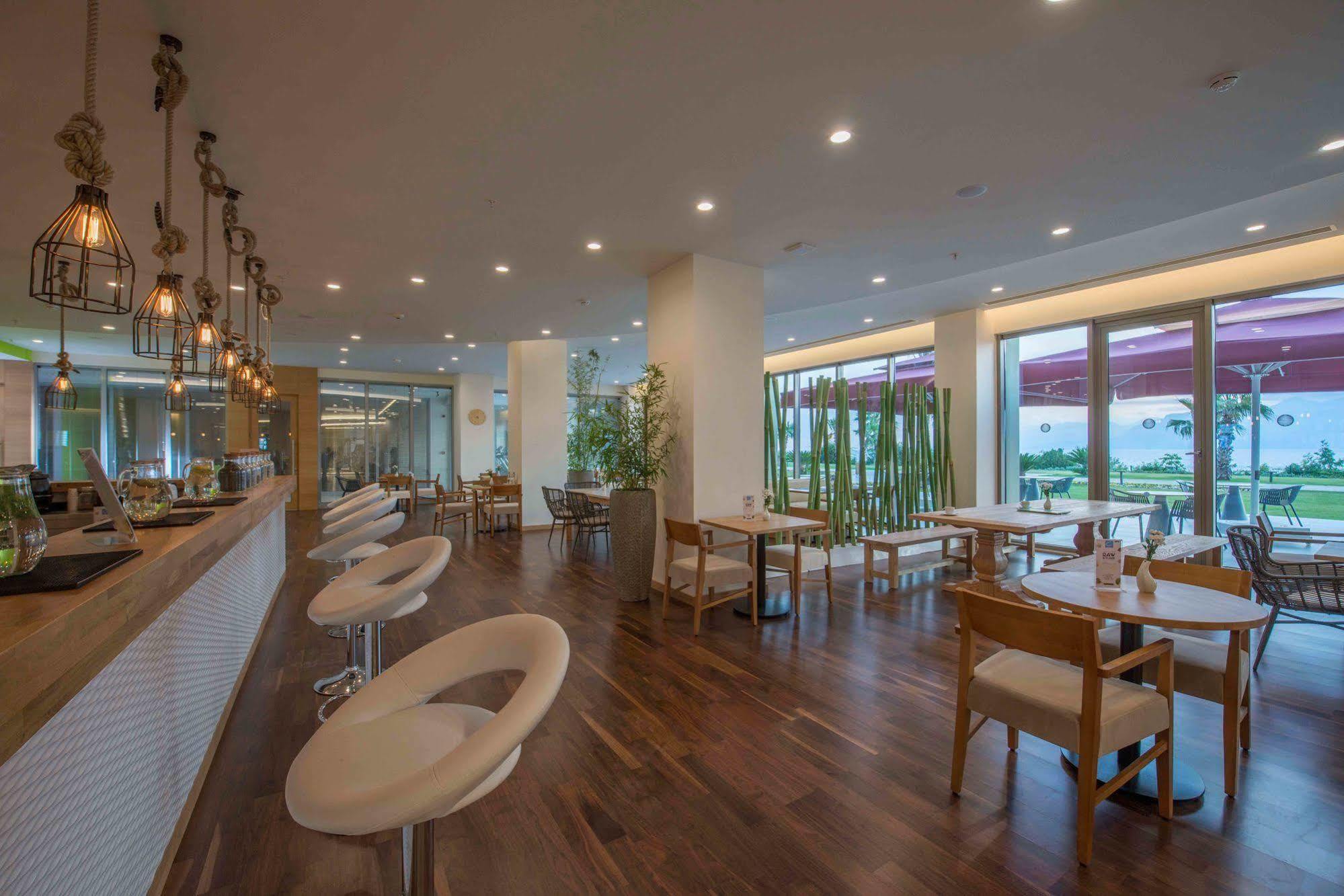 The Lifeco Well-being Detox Center And Vegan 3*