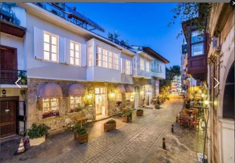 Hotel Lavin 5*