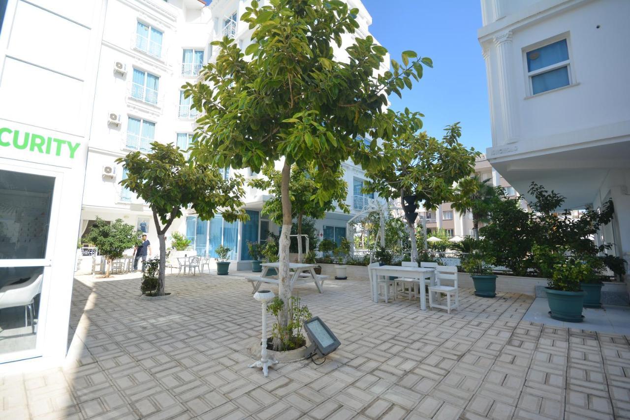 Hun Club Aparthotel 2*