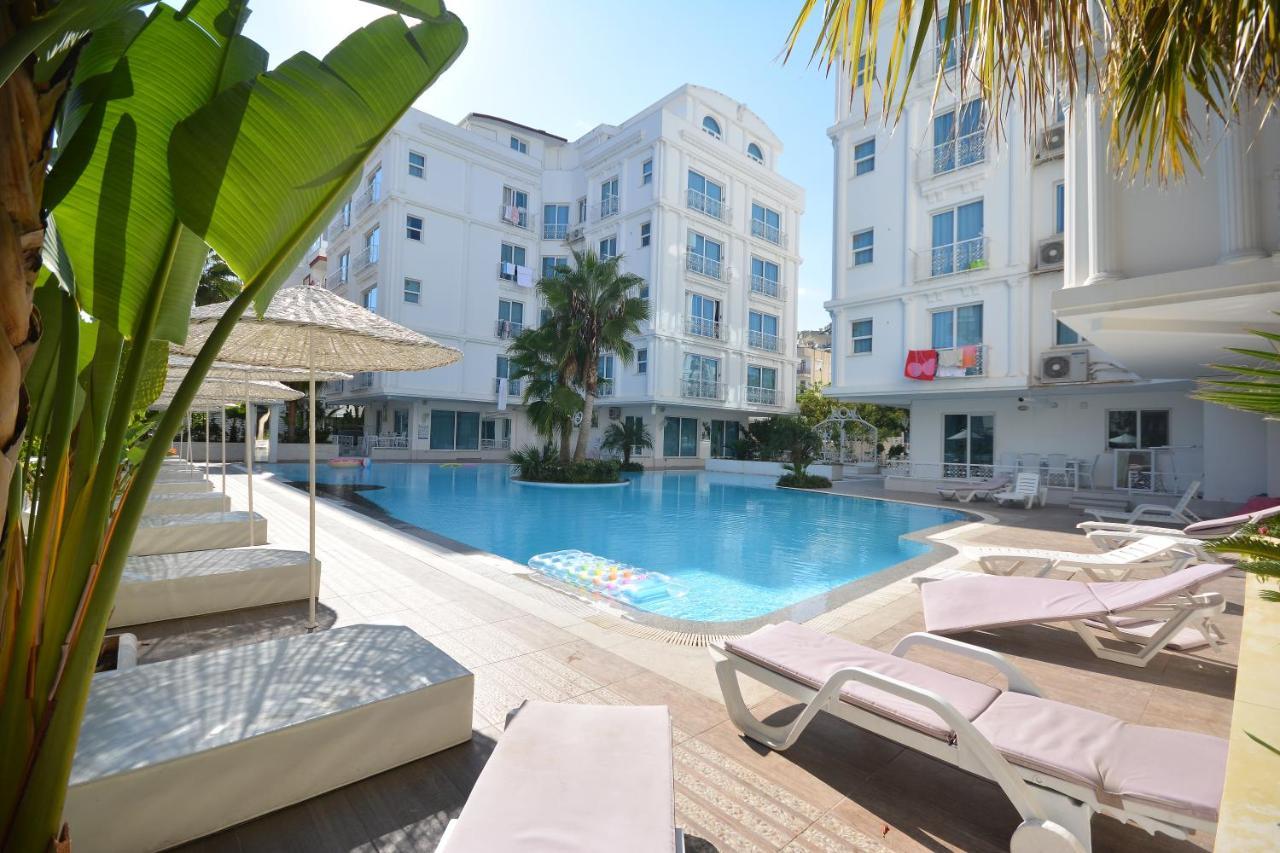 Hun Club Aparthotel