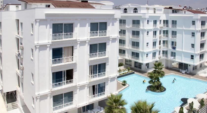 Hun Club Aparthotel