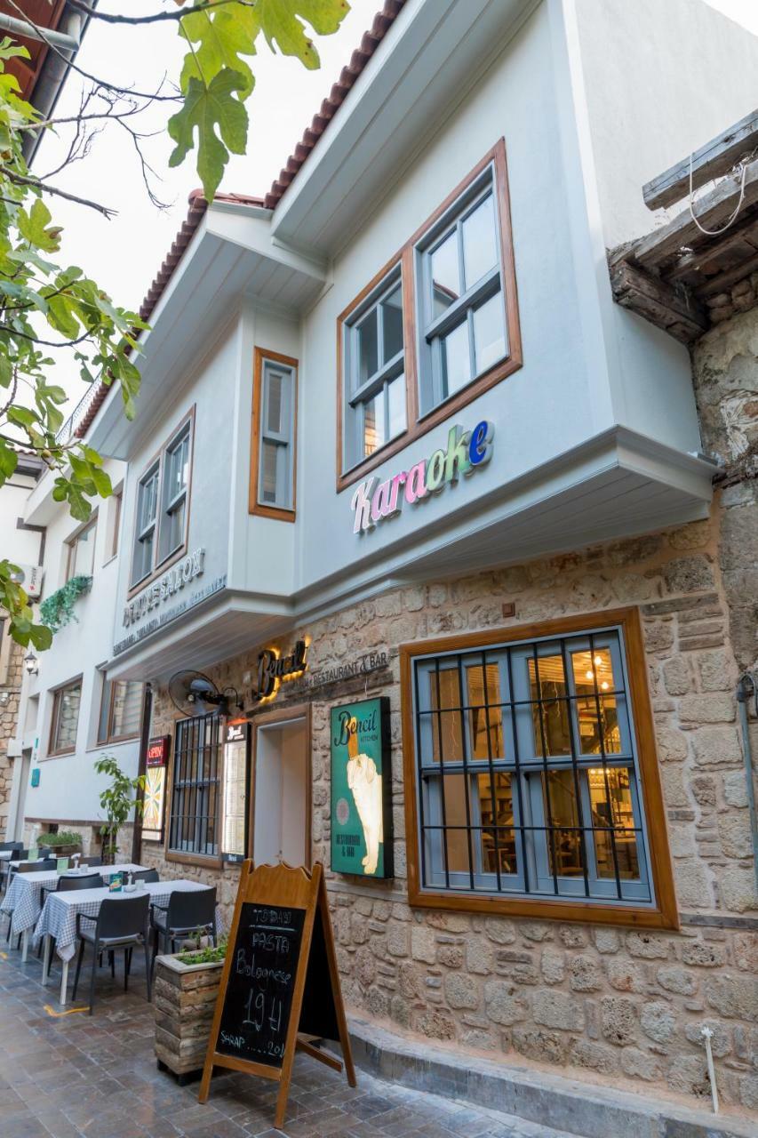 Delight Deluxe Hotel