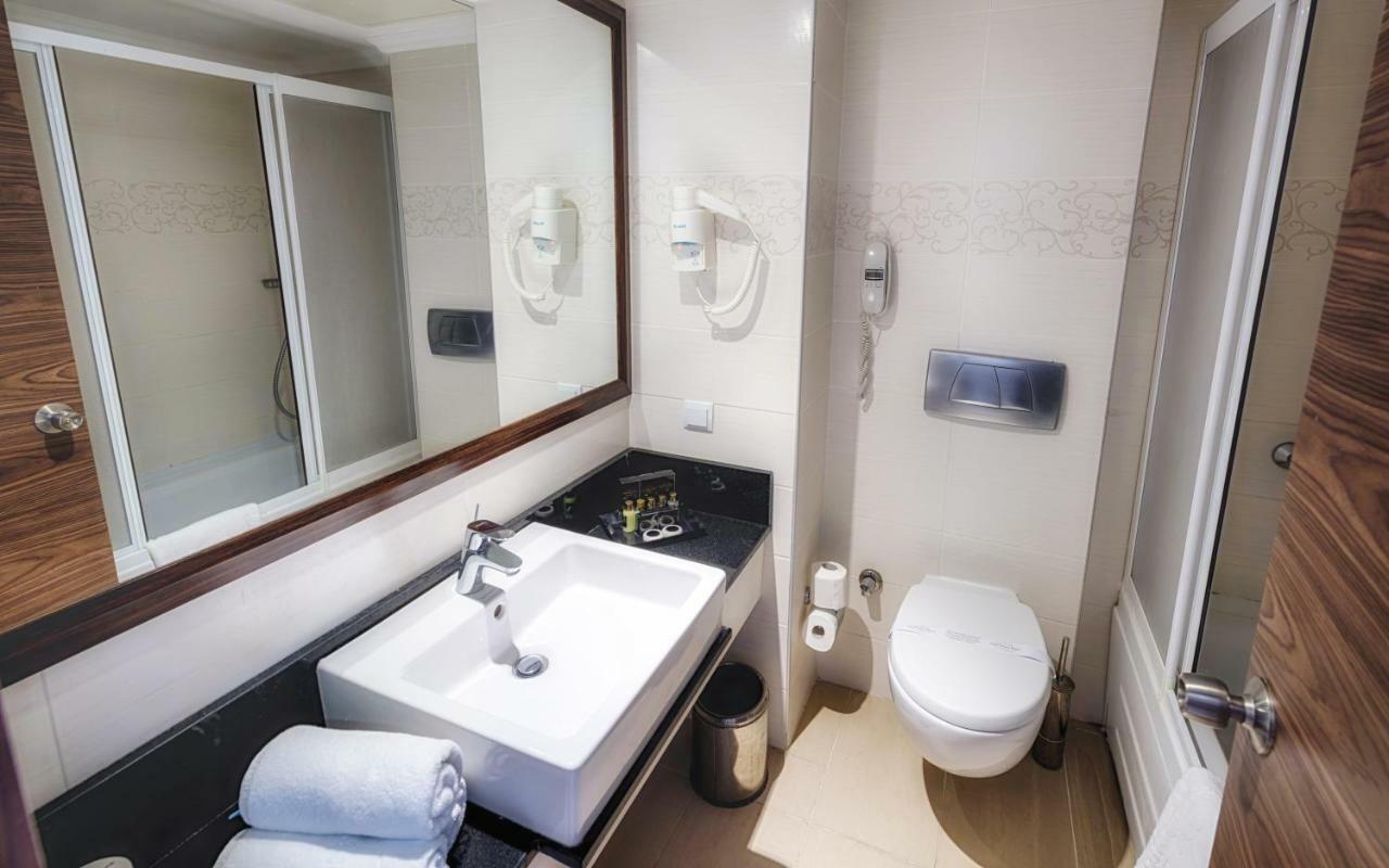 Palmet Kiris Resort Hotel