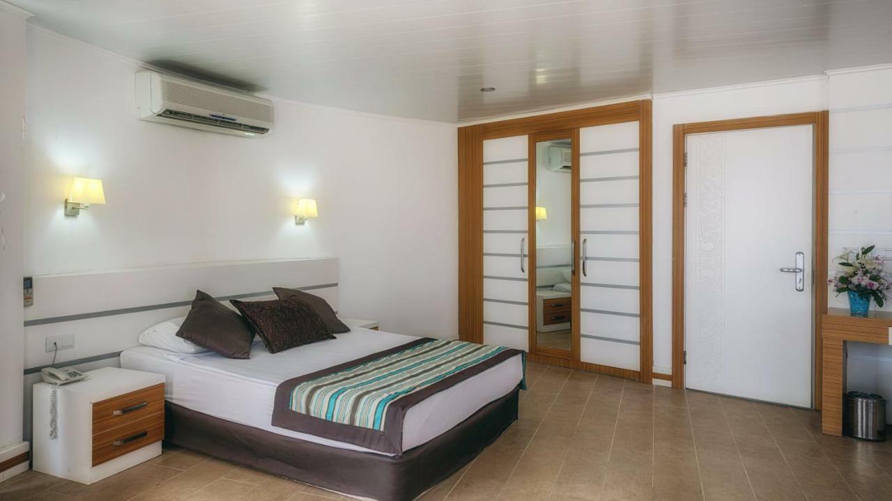 Hotel Palmet Kiris Resort