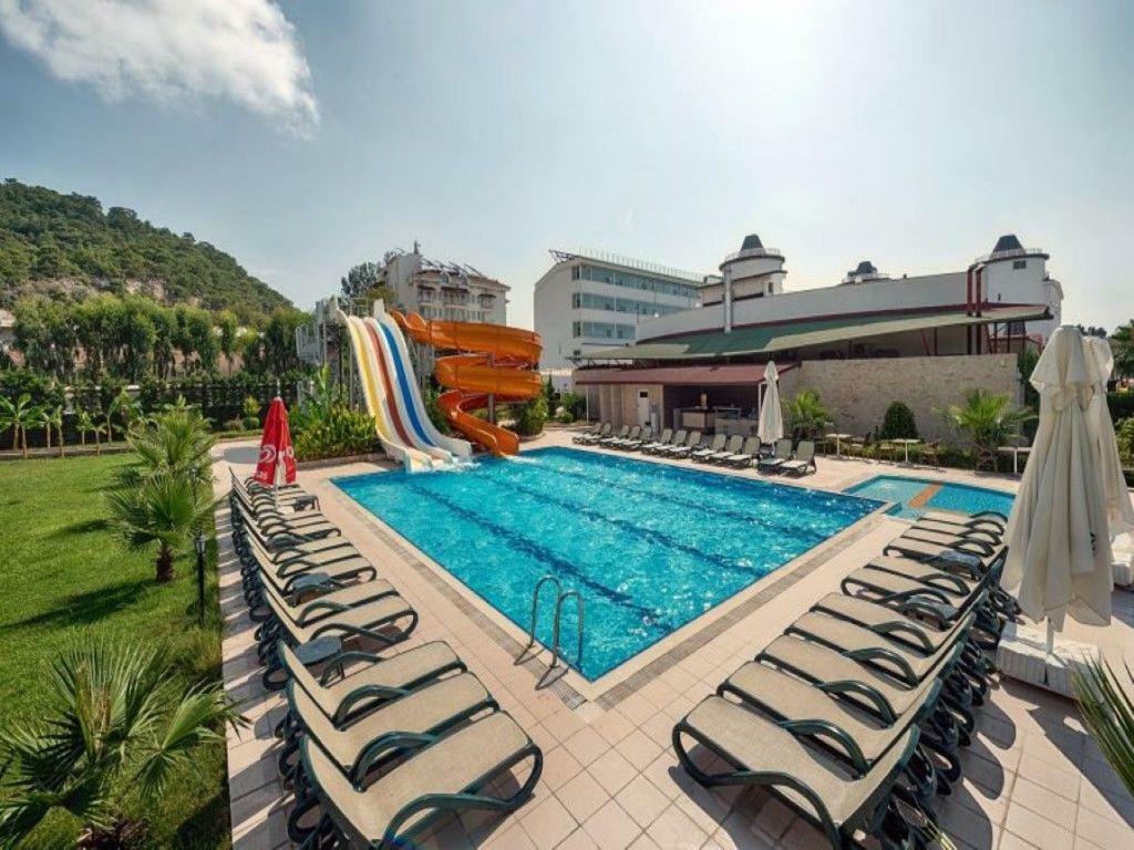 Hotel Palmet Kiris Resort 4*
