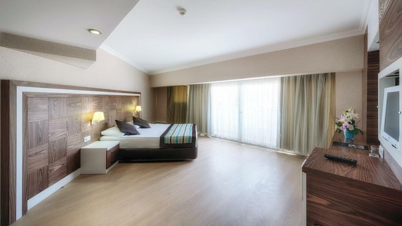 Palmet Kiris Resort Hotel 4*