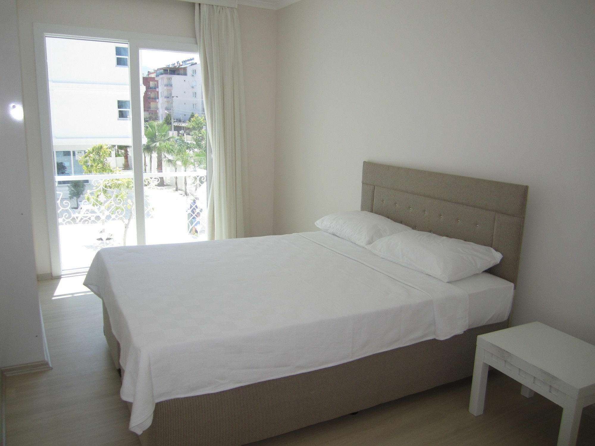 Hun Club 2* Antalya