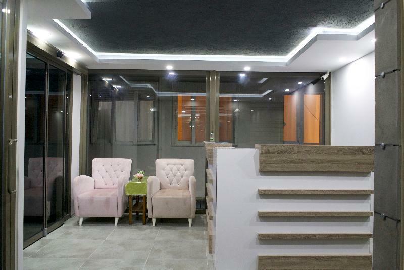 Microyal Hotel 2*