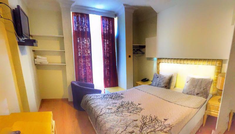 Otel Nfk The House