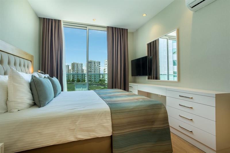 Hotel Aska River 4*