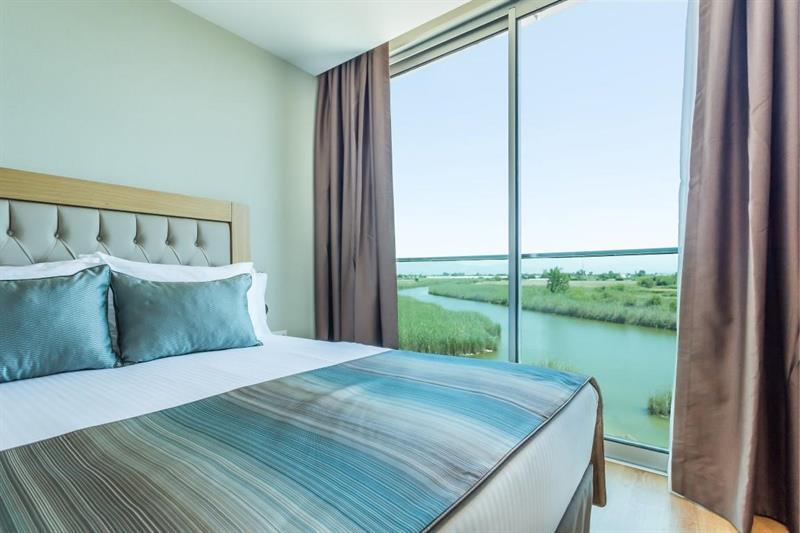 Aska River Hotel