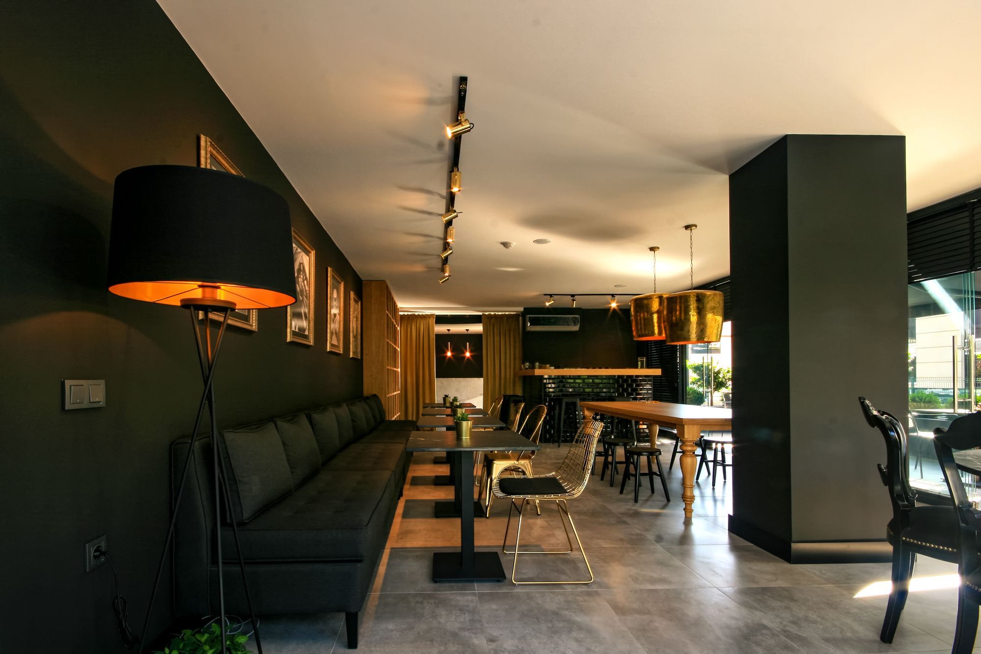 Loft 1502 *